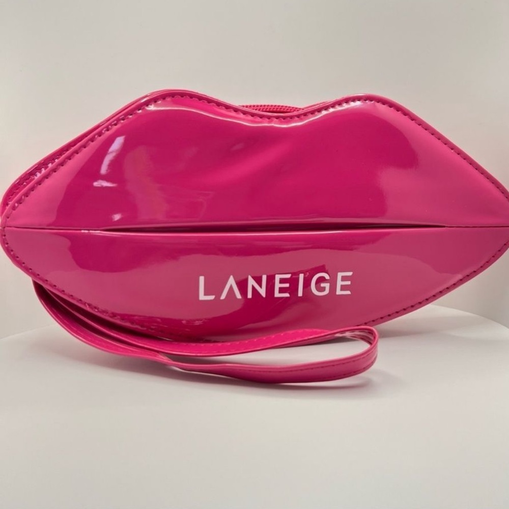 LANEIGE Limited Edition Lip Patent Clutch Wristlet Makeup Bag BRAND NEW